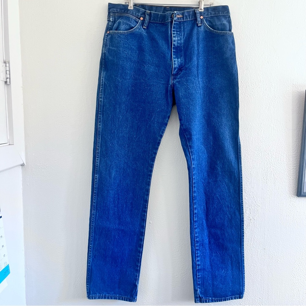 3 for $40 Wrangler Cowboy Cut Jeans – Men’s 38x36 original. 3 for $40